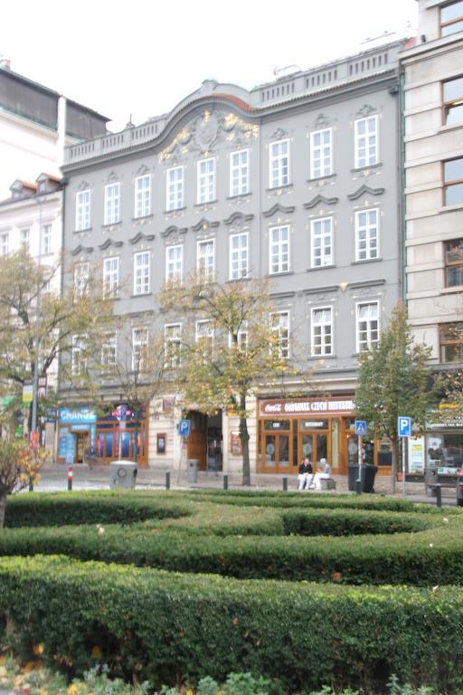 Picasso Apartments Prag Exterior foto