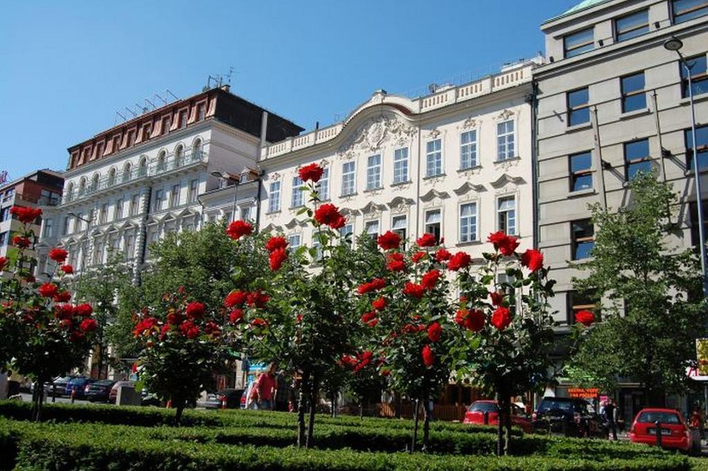Picasso Apartments Prag Exterior foto