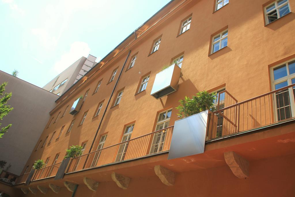 Picasso Apartments Prag Exterior foto
